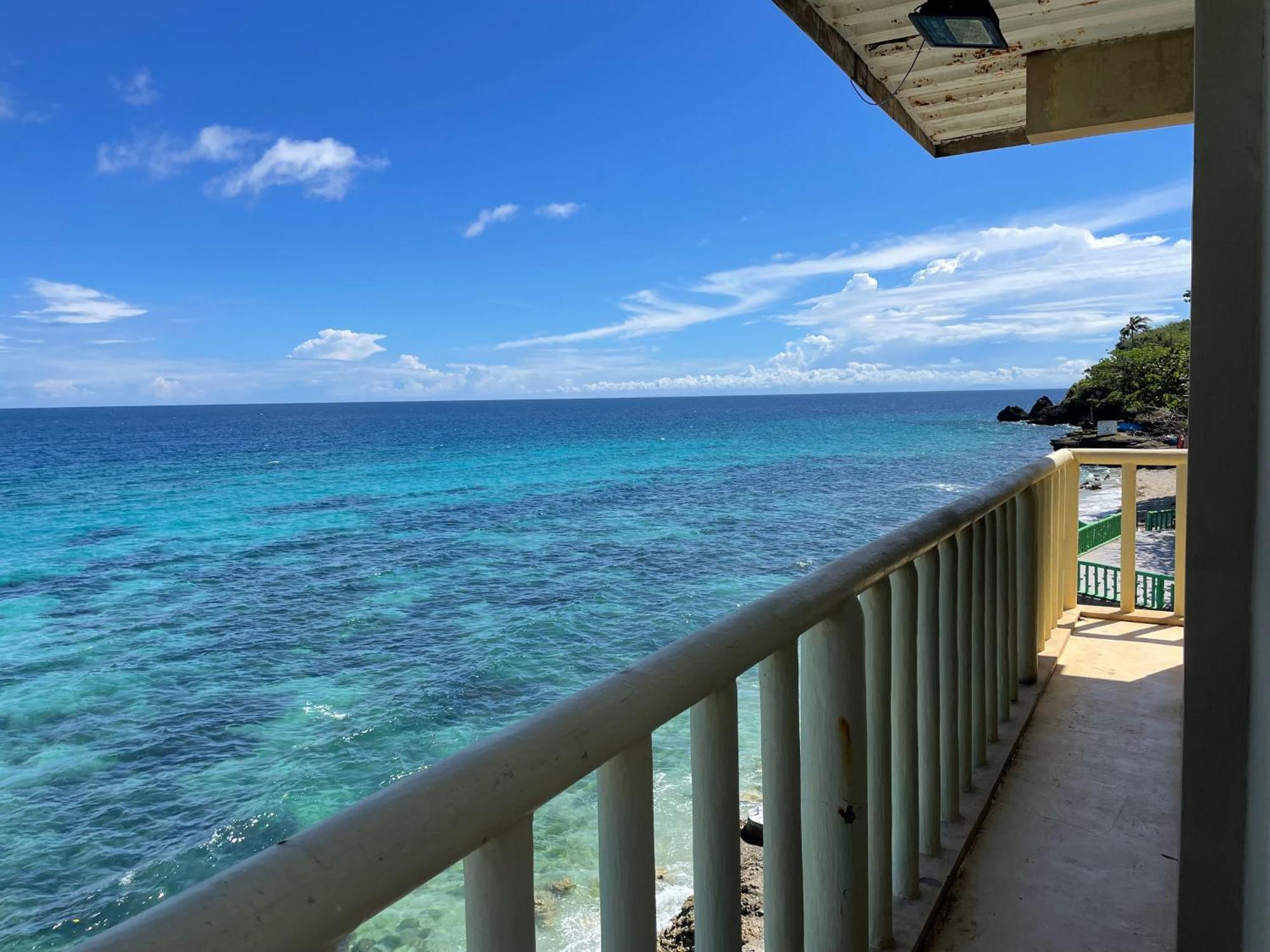 Oceanfront Beach Resort Siquijor Exterior photo